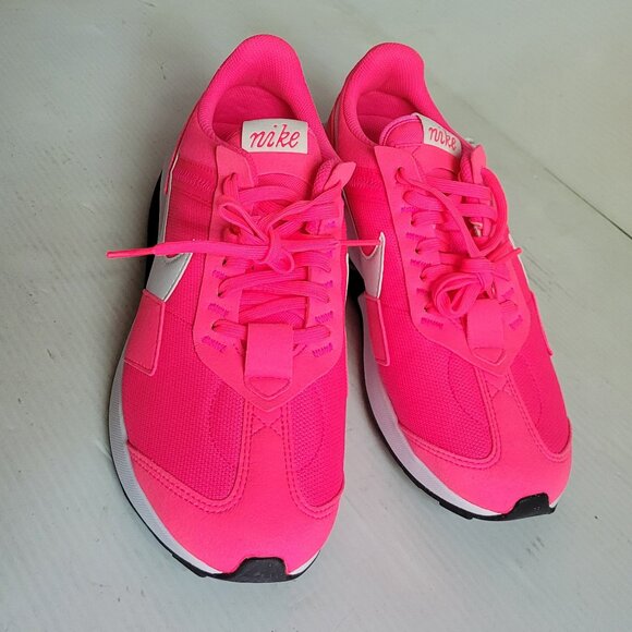 NEW Womens Nike Air Max Pre-Day NN Hyper Pink/White Sneakers FJ0708 639 Sz 9? 10 - Picture 4 of 10